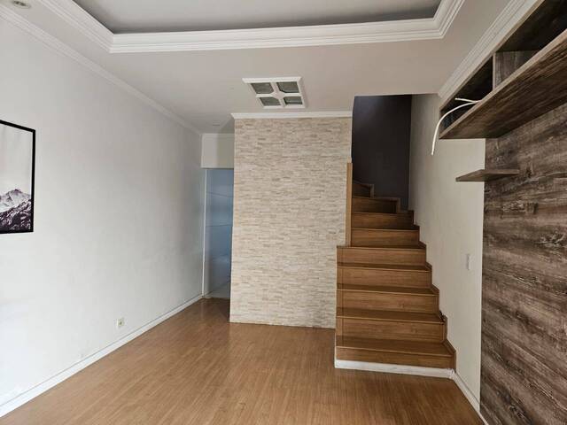 #55 - Casa para Venda em Santana de Parnaíba - SP